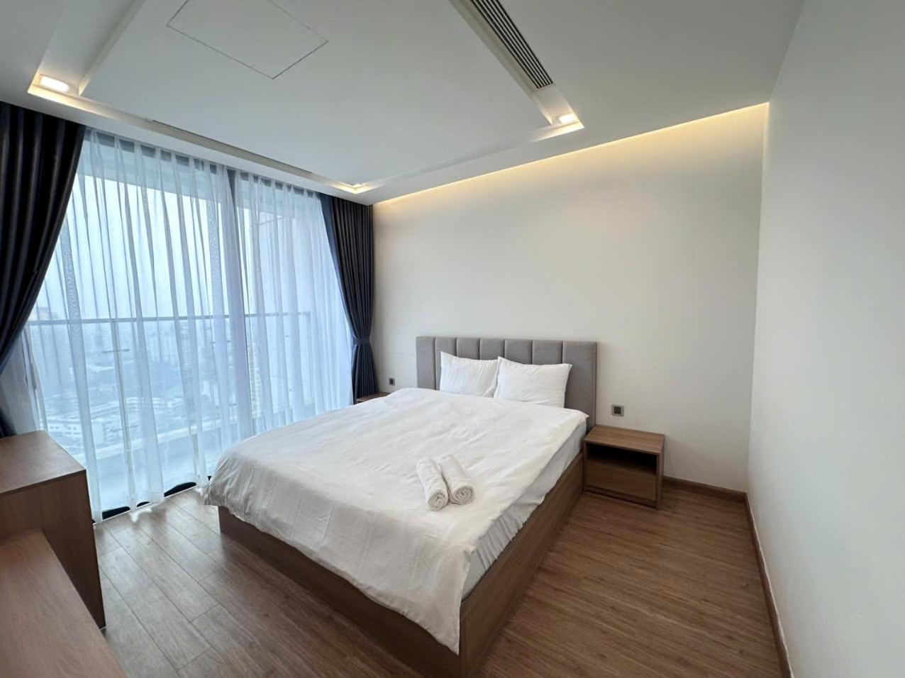 Luxury Apartment In Vinhomes Metropolis Hanoi Kültér fotó