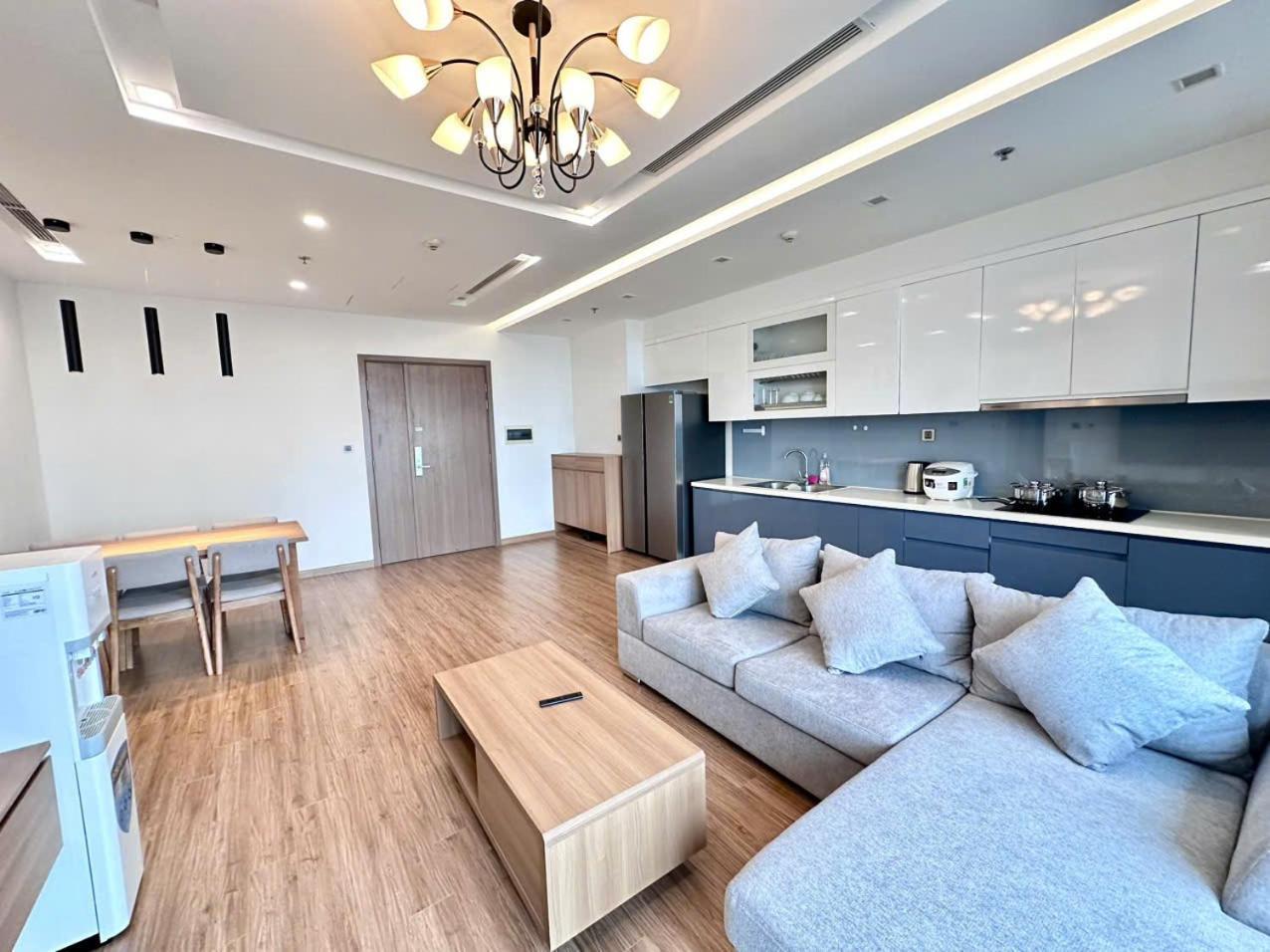 Luxury Apartment In Vinhomes Metropolis Hanoi Kültér fotó