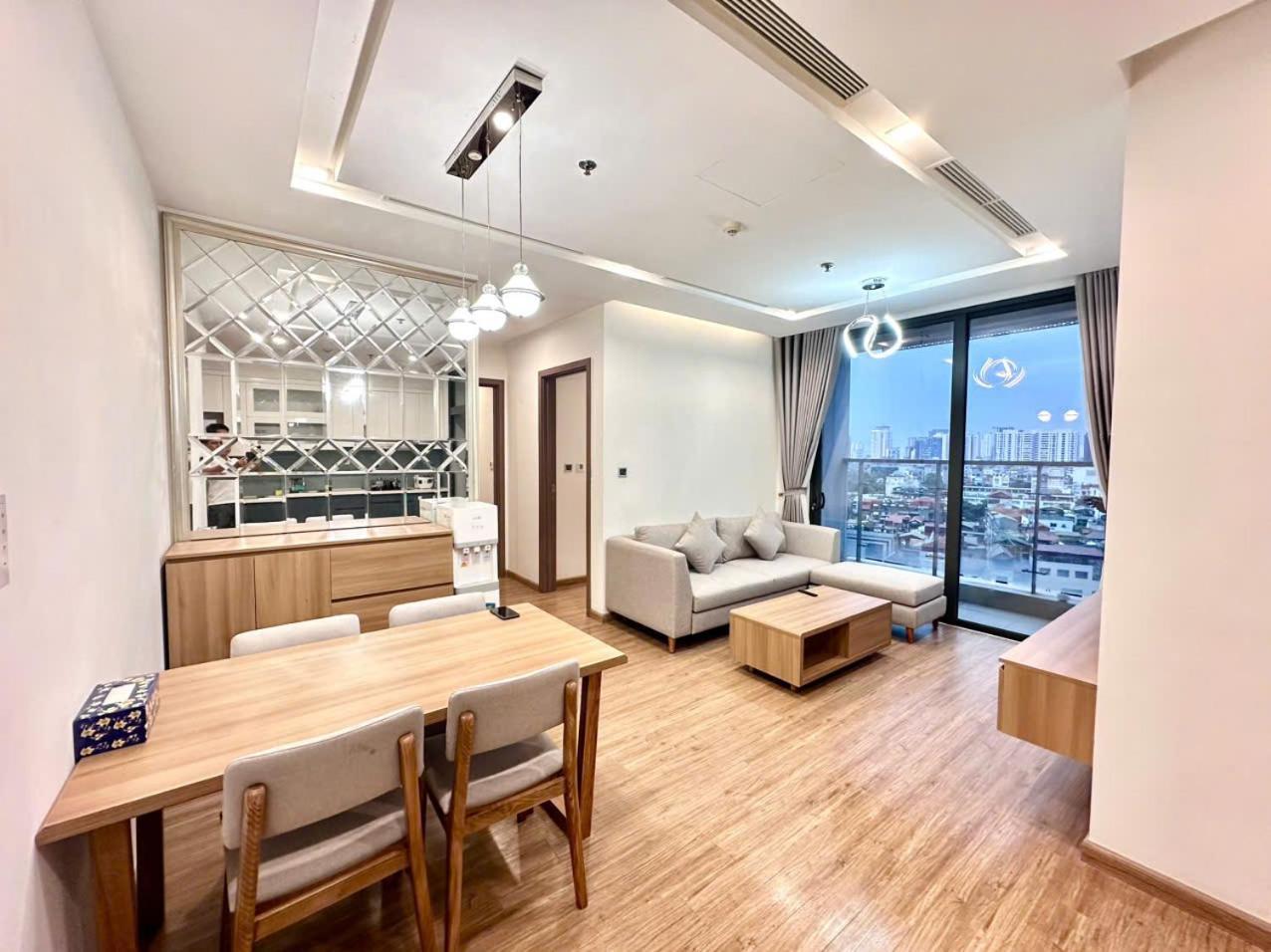 Luxury Apartment In Vinhomes Metropolis Hanoi Kültér fotó