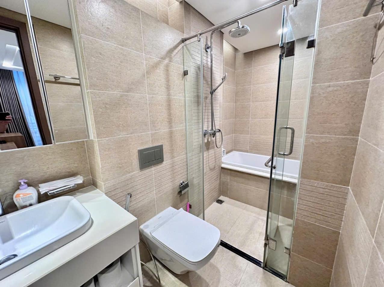 Luxury Apartment In Vinhomes Metropolis Hanoi Kültér fotó