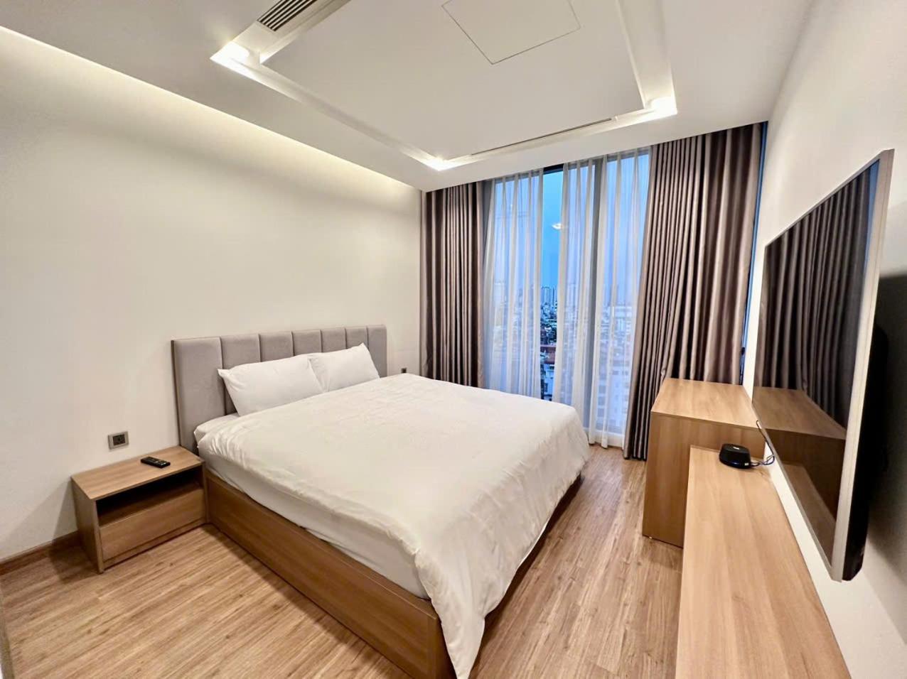 Luxury Apartment In Vinhomes Metropolis Hanoi Kültér fotó