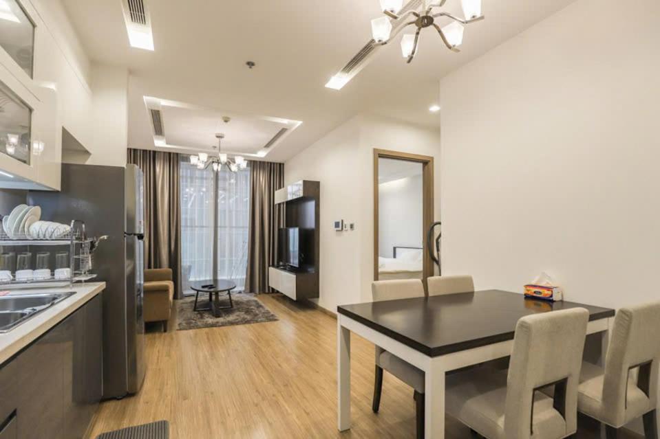 Luxury Apartment In Vinhomes Metropolis Hanoi Kültér fotó