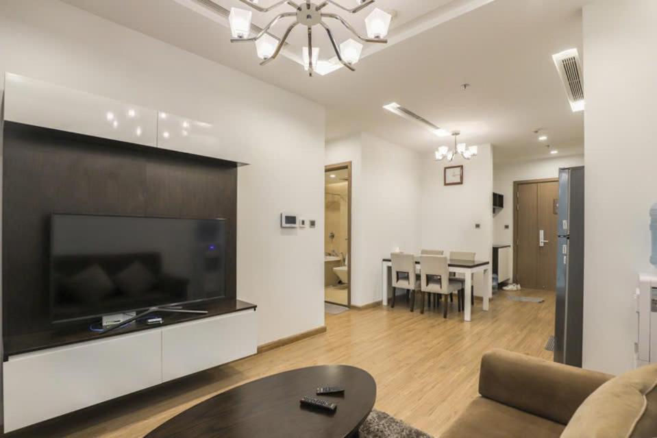 Luxury Apartment In Vinhomes Metropolis Hanoi Kültér fotó